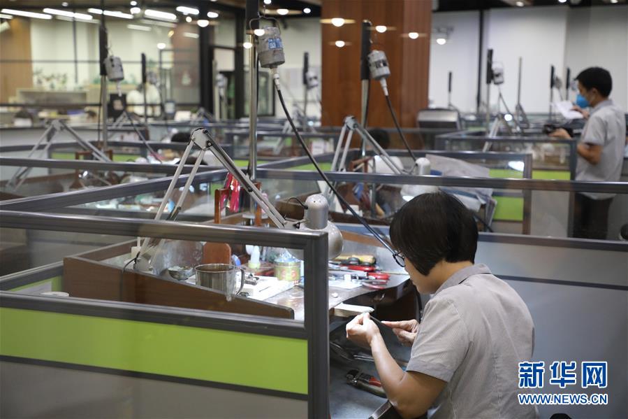 （新華全媒頭條&middot;圖文互動(dòng)）（6）以高質(zhì)量發(fā)展理念破解難題&mdash;&mdash;廣東順德村級(jí)工業(yè)園改造實(shí)錄