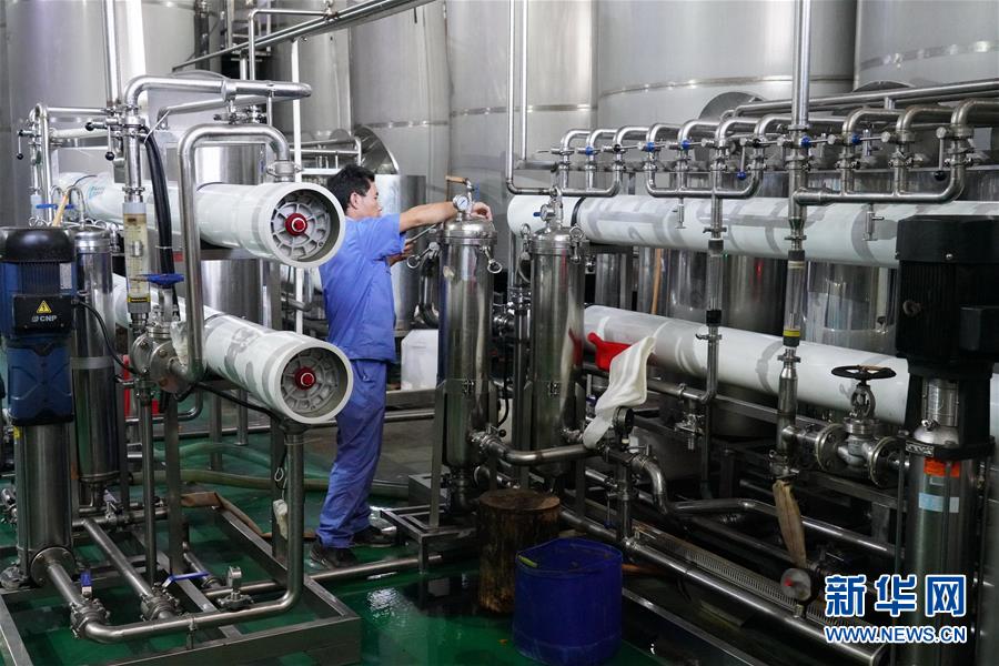 （在習近平新時代中國特色社會主義思想指引下&mdash;&mdash;新時代新作為新篇章&middot;總書記關心的百姓身邊事&middot;圖文互動）（1）大污染變身&ldquo;大寶藏&rdquo;：治理畜禽糞污，他們這樣干！