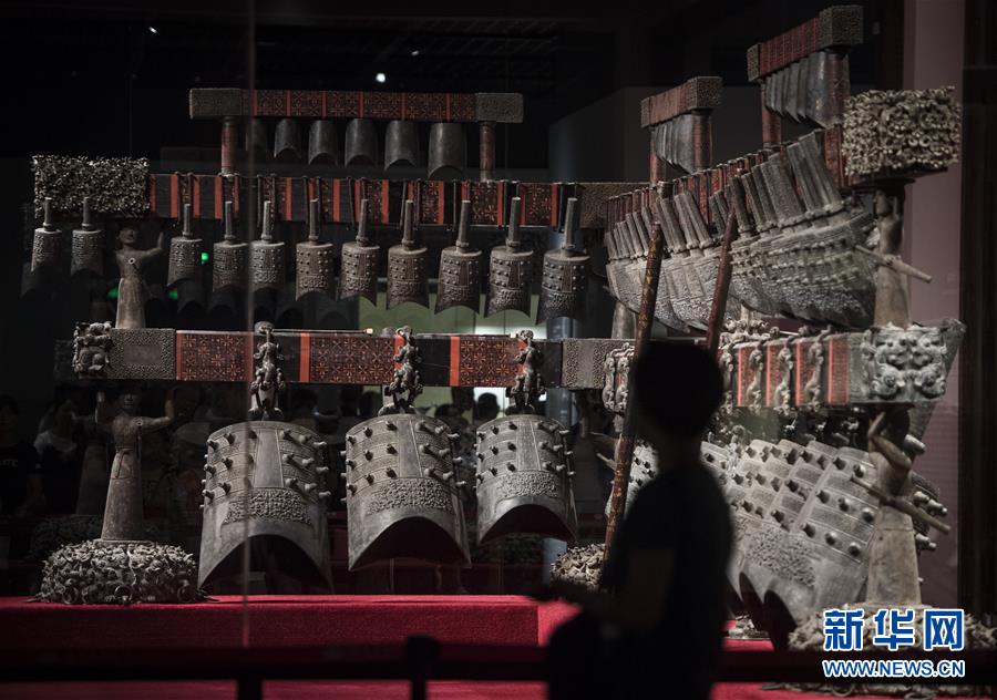 (新華調(diào)查·新中國考古重大發(fā)現(xiàn)·圖文互動)(5)“音樂寶藏”曾侯乙墓:“爆款”的中華文明悅耳之音