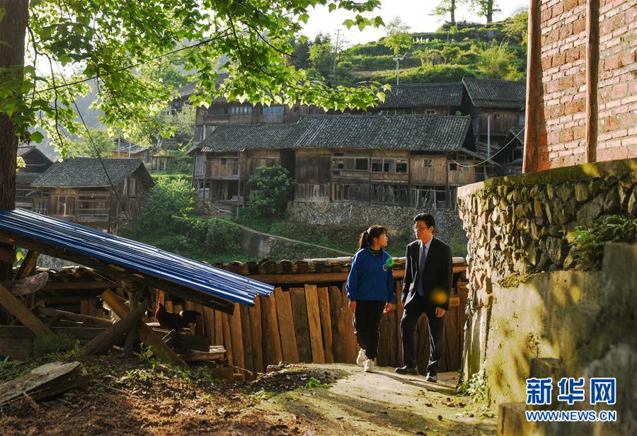 （時代先鋒&middot;圖文互動）（3）大山里奏響&ldquo;放牛班的春天&rdquo;&mdash;&mdash;記浙江對口幫扶貴州臺江民中校長陳立群