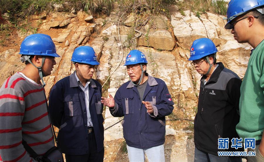 （新華全媒頭條&middot;圖文互動(dòng)）（5）祖國(guó)和人民永遠(yuǎn)銘記&mdash;&mdash;獻(xiàn)給逝去的最美奮斗者