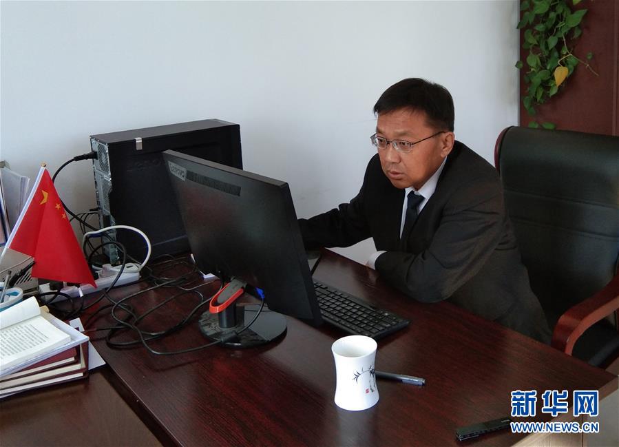 （愛國情 奮斗者&middot;圖文互動(dòng)）（1）&ldquo;我對工作有一種情結(jié)&rdquo;&mdash;&mdash;記25年堅(jiān)守一線的鶴崗基層法官孫波