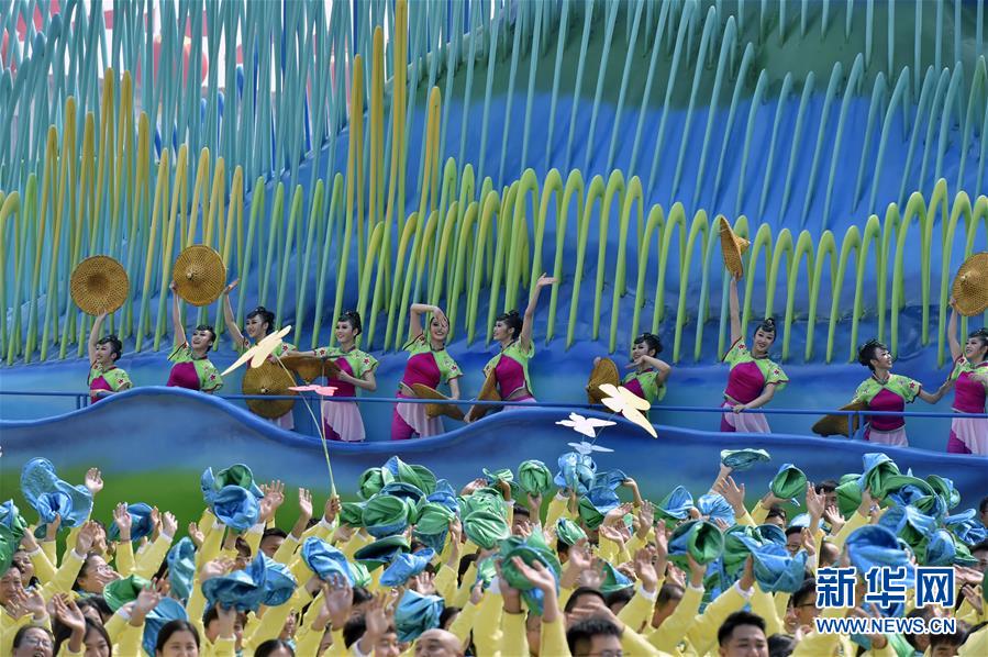 （新華全媒頭條&middot;圖文互動(dòng)）（12）凝聚愛國主義的磅礴力量！&mdash;&mdash;新中國成立70周年盛典啟示錄