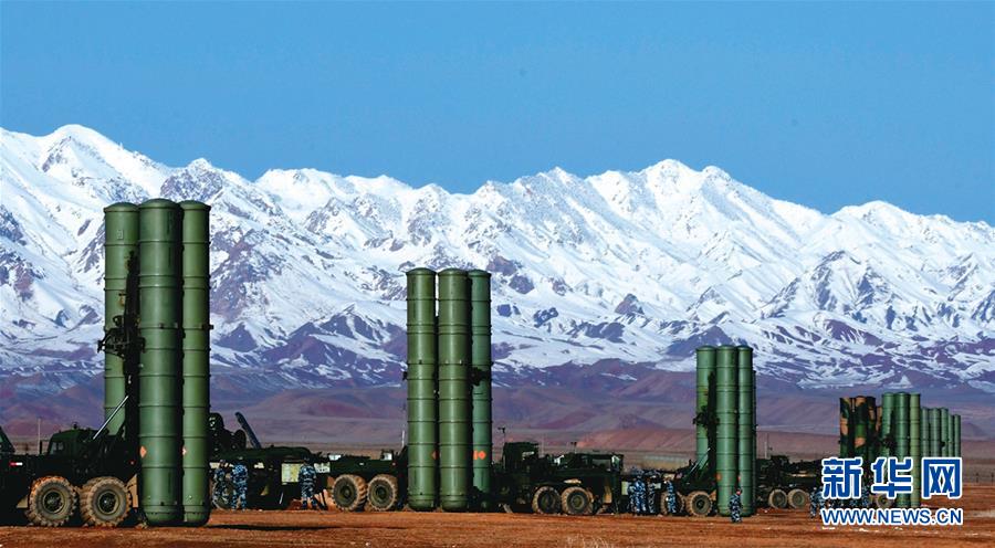 （新華全媒頭條&middot;人民空軍70年&middot;圖文互動(dòng)）（6）陽光照耀奮飛的航程&mdash;&mdash;黨中央、中央軍委和習(xí)主席關(guān)心人民空軍建設(shè)發(fā)展紀(jì)實(shí)