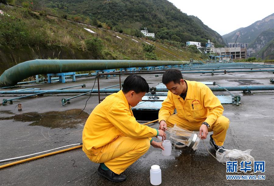 （四中全會精神在基層&middot;圖文互動）（5）烏江清，貴州興&mdash;&mdash;貴州第一大河烏江治污記