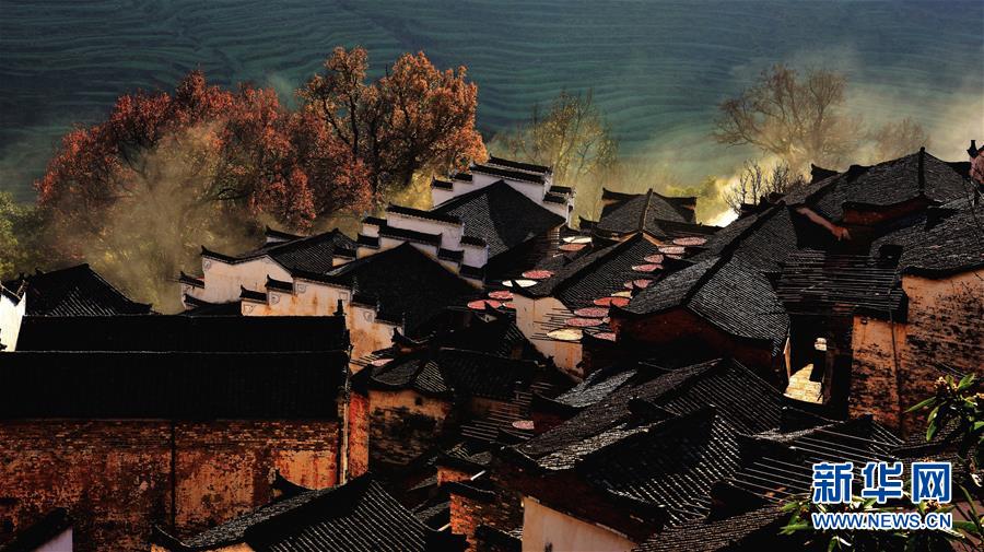 (圖文互動)(10)鄉村攝影師、鄉村“模特”、民宿店主——鄉村旅游推動婺源農民生活方式發生新變化