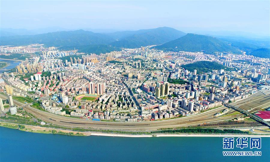 （新華全媒頭條&middot;四中全會精神在基層&middot;圖文互動）（1）沖破衰退循環 引領生態崛起&mdash;&mdash;東北老工業基地城市本溪綠色轉型煥發朝氣