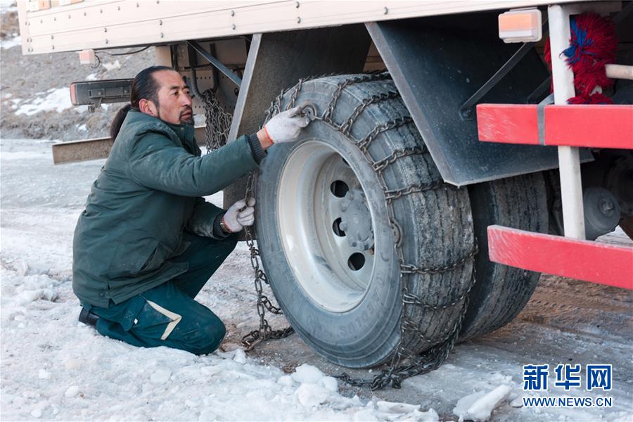 （新華全媒頭條&middot;圖文互動）（4）格桑花開滿天路&mdash;&mdash;寫在川藏公路通車65周年之際