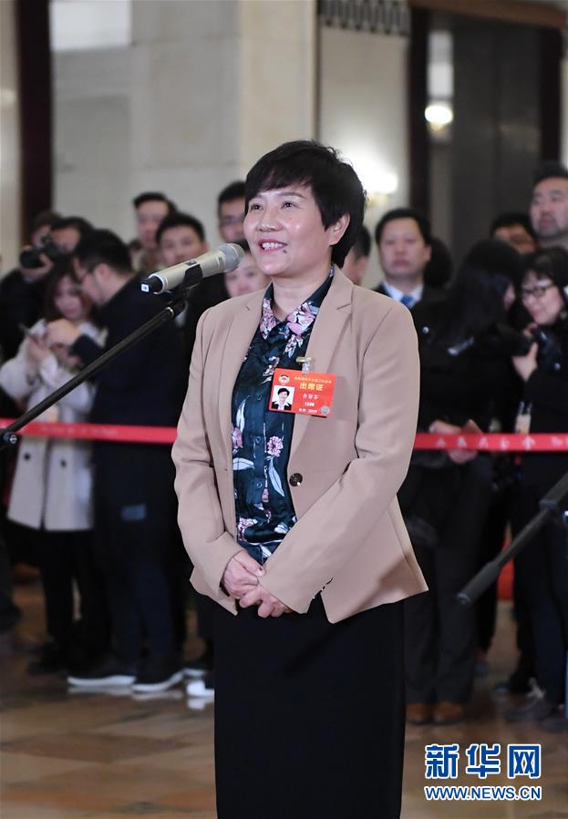 （兩會&middot;面對面）（5）全國政協委員接受采訪