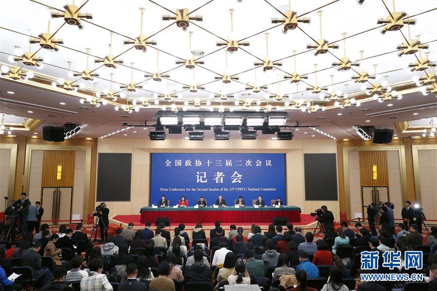 （兩會(huì)）（2）政協(xié)委員談優(yōu)化營商環(huán)境、促進(jìn)民營經(jīng)濟(jì)高質(zhì)量發(fā)展