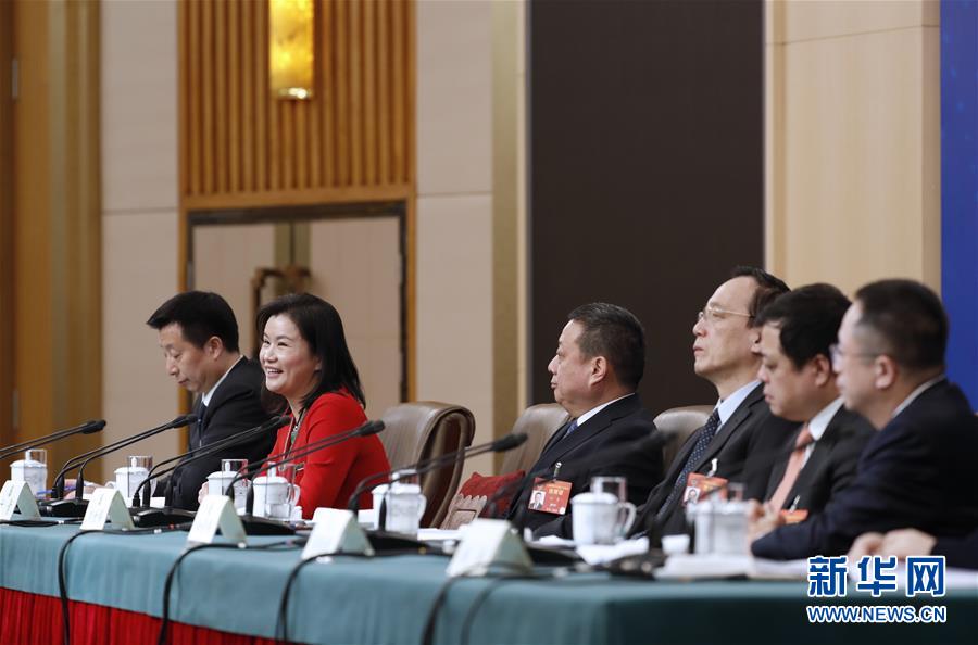 （兩會&middot;XHDW）（8）政協委員談優化營商環境、促進民營經濟高質量發展