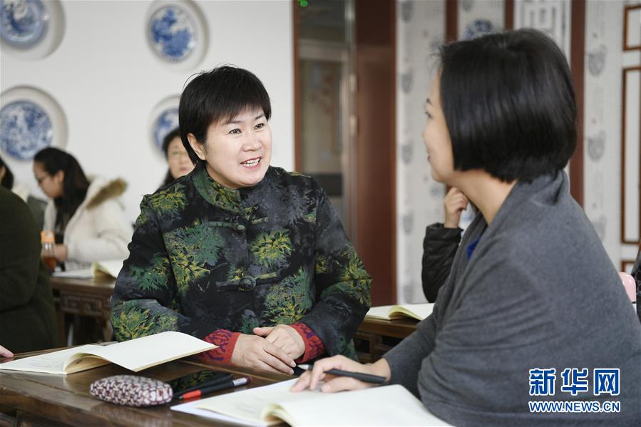 （兩會&middot;圖片故事）（7）全國人大代表馬恒燕：讓城鄉學生共享&ldquo;互聯網+教育&rdquo;優質資源