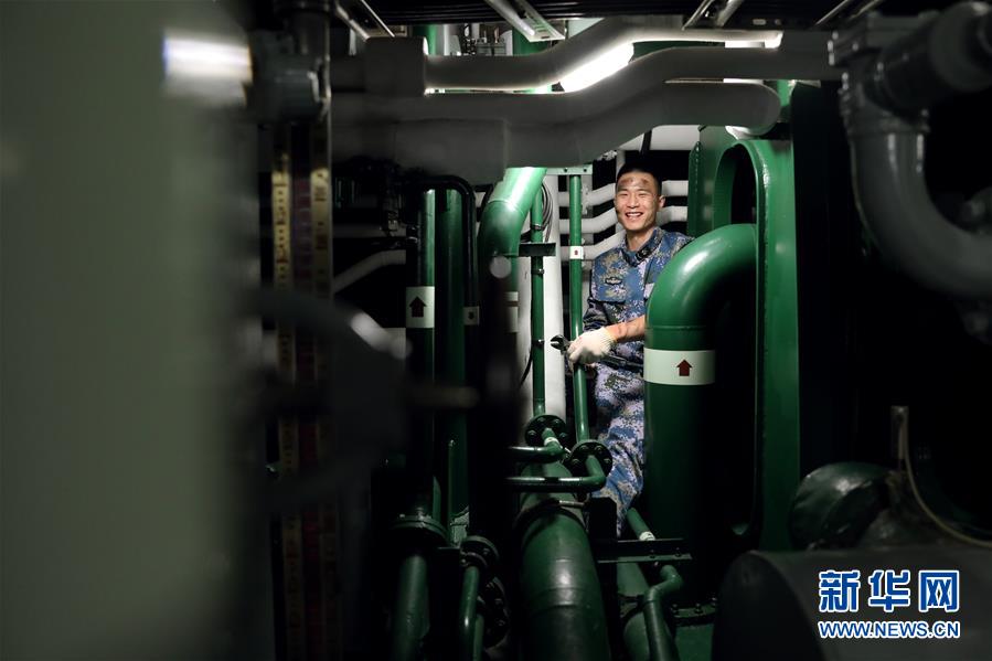 （新春走基層&middot;圖文互動）（5）&ldquo;我們的目標在視距之外，征途是星辰大海&rdquo;&mdash;&mdash;夜探國產首艘萬噸級驅逐艦南昌艦