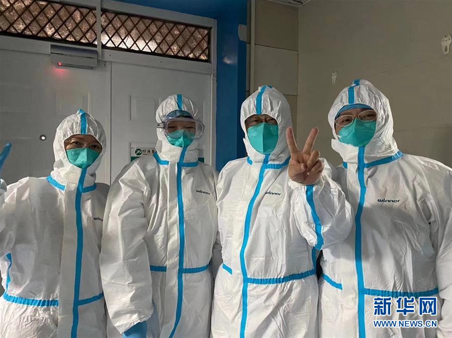 （新華全媒頭條&middot;圖文互動）（3）凡人亦英雄&mdash;&mdash;連線一線醫護人員