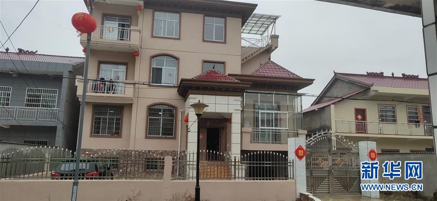 （聚焦疫情防控&middot;圖文互動）（1）從武漢返鄉的一家人：&ldquo;鄰里情割不斷，自行隔離是義務&rdquo;