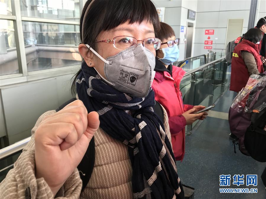 （熱點鮮報&middot;圖文互動）（2）三代人的約定：父母送我援湖北，我給孩子樹榜樣