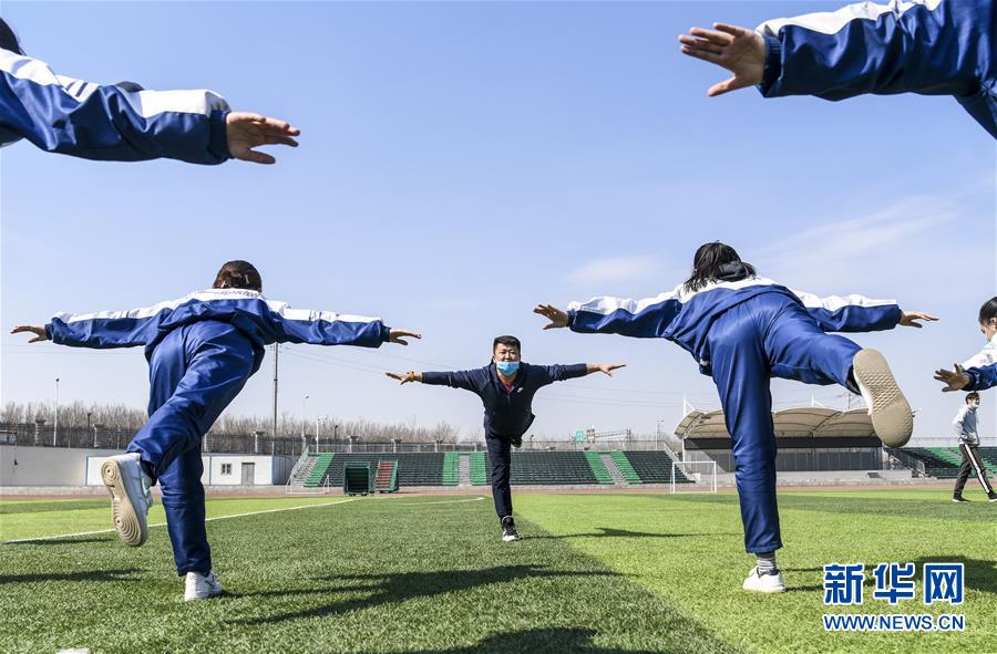 (圖文互動)(8)“早”安同學,“早”安老師!——新疆初高中畢業班復課一周回訪見聞