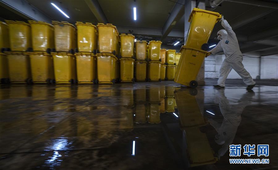 (聚焦疫情防控·圖文互動)(12)“隱蔽”防線上的阻擊戰——武漢醫療廢物處理從“全線告急”到“日產日清”