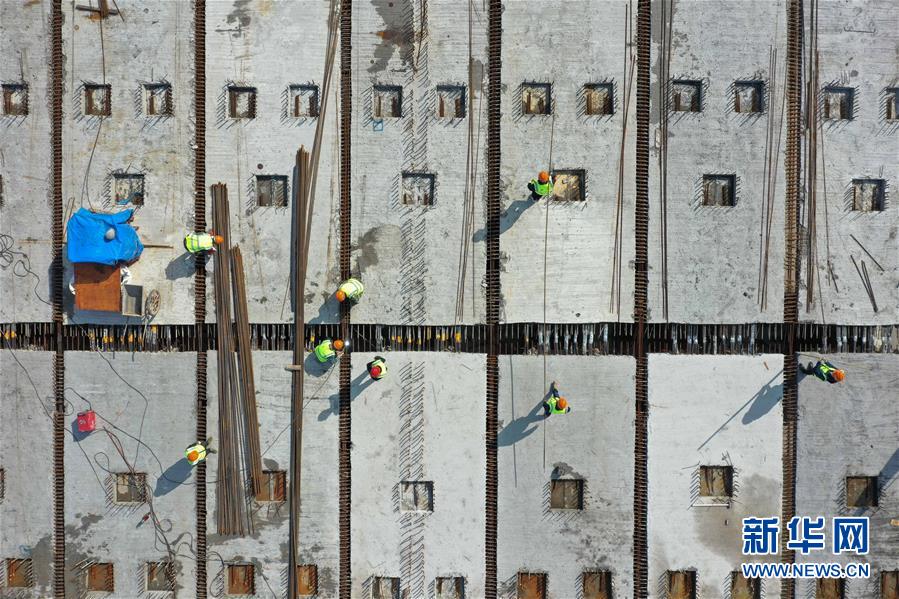 (新華全媒頭條·圖文互動(dòng))(7)沖寒已覺(jué)東風(fēng)暖——記習(xí)近平總書(shū)記在浙江調(diào)研疫情防控和復(fù)工復(fù)產(chǎn)