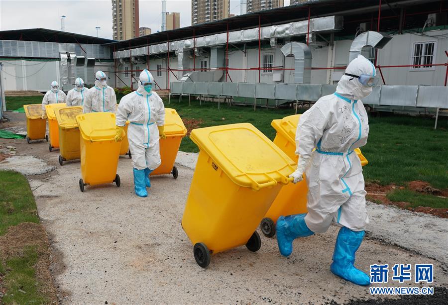 （新華全媒頭條&middot;圖文互動）（8）致敬&ldquo;沉默的英雄&rdquo;&mdash;&mdash;記武漢火神山雷神山醫院的建設者