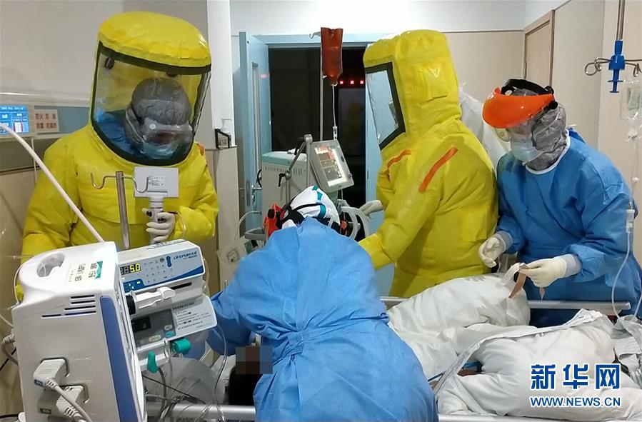 （聚焦疫情防控&middot;圖文互動）（3）團結(jié)起來！我們?nèi)f眾一心！&mdash;&mdash;中國抗疫人民力量的生動實踐