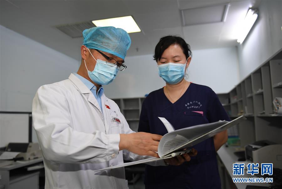 （一線抗疫群英譜&middot;圖文互動）（8）張正良：&ldquo;我們完成了自己的使命&rdquo; 