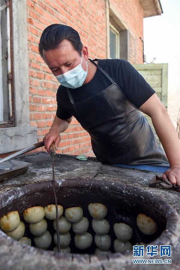 （決戰決勝脫貧攻堅&middot;圖文互動）（8）阿布都艾尼北上務工&ldquo;三級跳&rdquo;