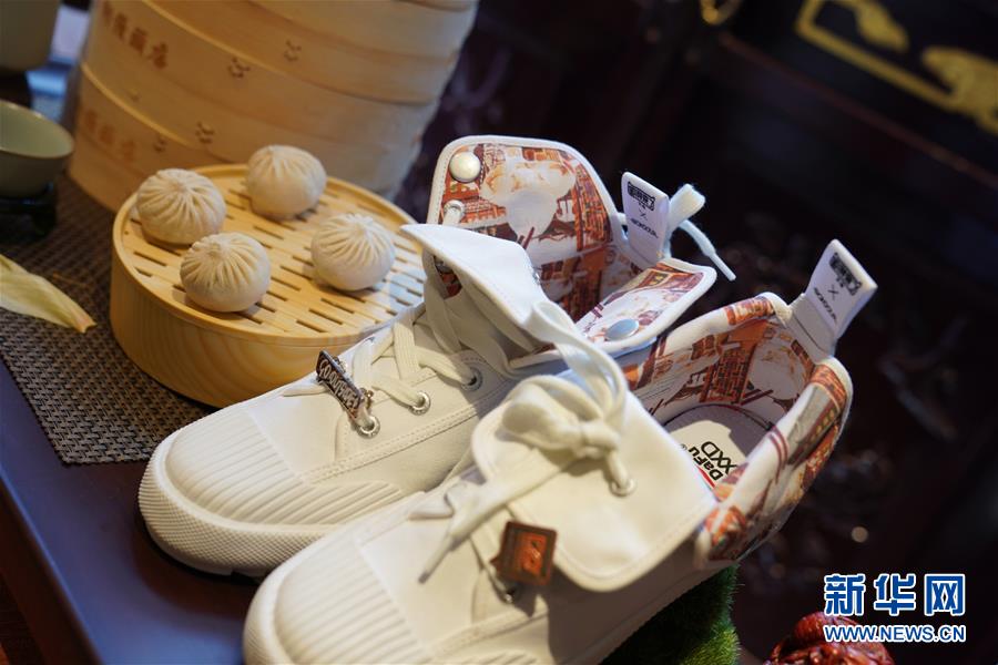 （新華全媒頭條&middot;圖文互動）（6）&ldquo;風(fēng)&rdquo;起&ldquo;云&rdquo;涌 中國品牌在全球戰(zhàn)&ldquo;疫&rdquo;中崛起