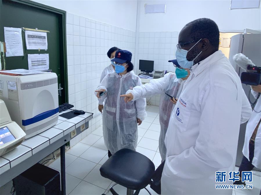 （新華全媒頭條&middot;圖文互動(dòng)）（13）&ldquo;始終把人民群眾生命安全和身體健康放在第一位&rdquo;&mdash;&mdash;中國(guó)抗疫彰顯&ldquo;生命至上、人民至上&rdquo;理念