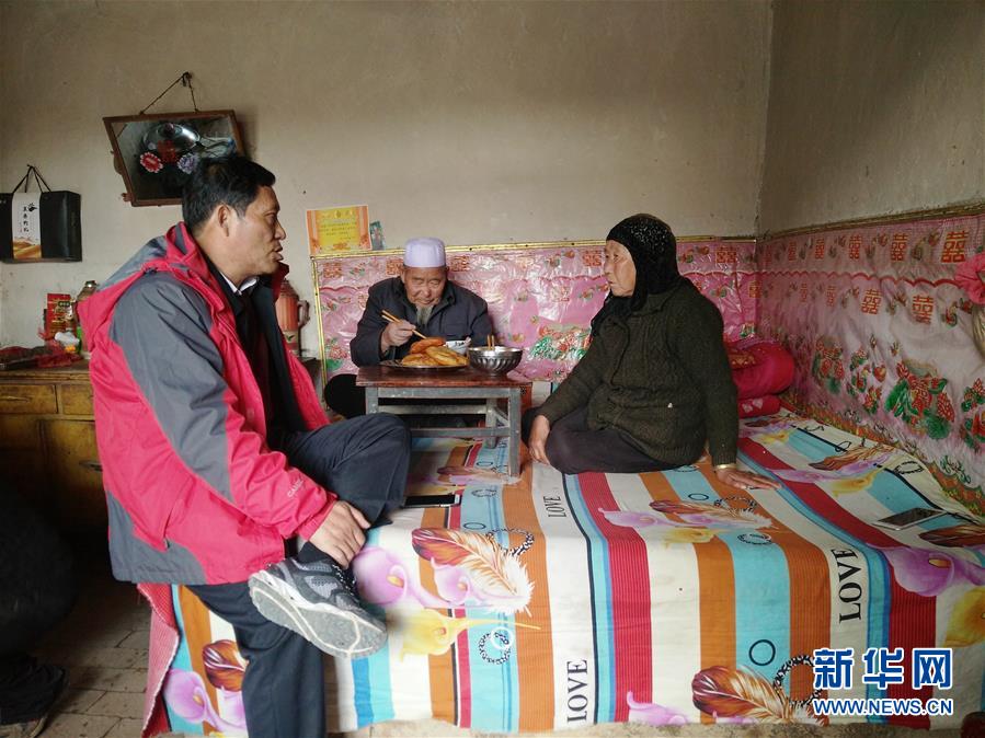 （新華全媒頭條&middot;圖文互動(dòng)）（5）初心赴使命 熱血寫(xiě)春秋&mdash;&mdash;記脫貧攻堅(jiān)中的共產(chǎn)黨員