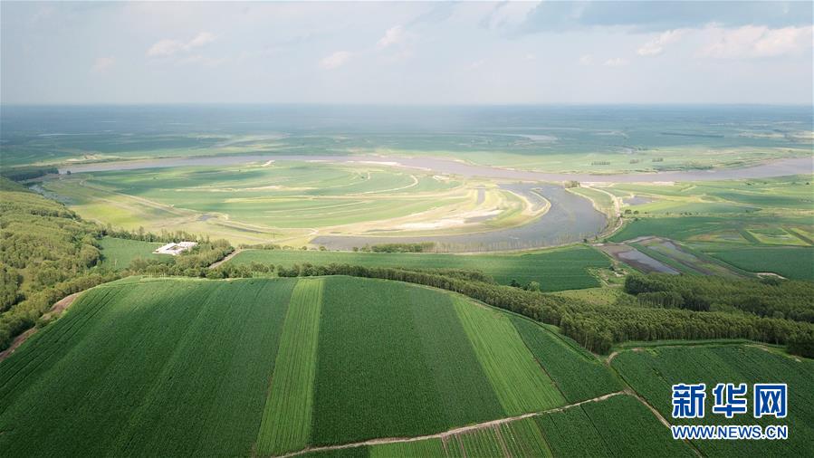 （在習近平新時代中國特色社會主義思想指引下&mdash;&mdash;新時代新作為新篇章&middot;習近平總書記關切事&middot;圖文互動）（2）食為政首&mdash;&mdash;穩住農業基本盤增添發展底氣