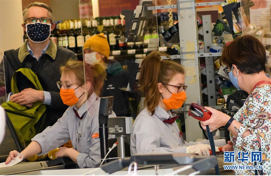 (國(guó)際·圖文互動(dòng))(1)特稿:穿越寒暑 無(wú)問(wèn)西東——寫在新冠疫情構(gòu)成“國(guó)際關(guān)注的突發(fā)公共衛(wèi)生事件”半年之際