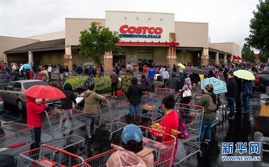 (國(guó)際·圖文互動(dòng))(16)特稿:穿越寒暑 無(wú)問(wèn)西東——寫在新冠疫情構(gòu)成“國(guó)際關(guān)注的突發(fā)公共衛(wèi)生事件”半年之際