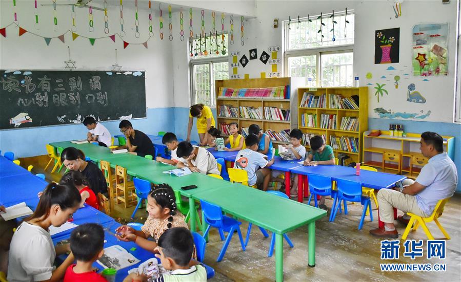 （特別的暑期生活&middot;圖文互動）（3）文體活動豐富河南農(nóng)村孩子暑期生活