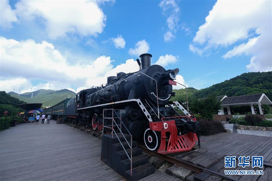 （新華全媒頭條&middot;圖文互動）（11）生態文明之光照耀美麗中國&mdash;&mdash;寫在綠水青山就是金山銀山理念提出15周年之際