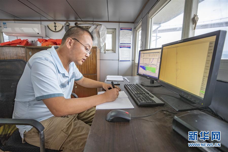 （防汛抗洪&middot;圖文互動）（9）筑起防大汛的堅強防線&mdash;&mdash;重慶防御長江、嘉陵江過境洪峰現場記錄