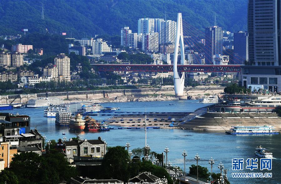 (新華全媒頭條·圖文互動)(1)西部有個新的“圈”——成渝加快雙城經濟圈建設