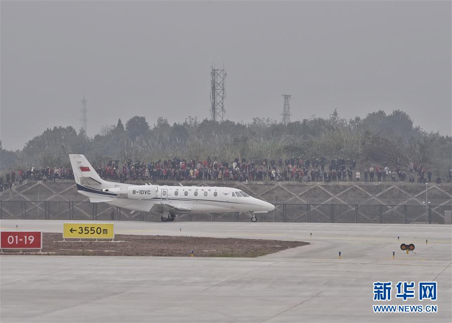 （經濟）（3）成都天府國際機場開始校飛