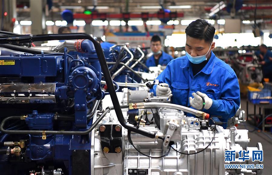 （新華全媒頭條&middot;五中全會(huì)精神在基層&middot;圖文互動(dòng)）（5）奮發(fā)新青年　逐夢(mèng)新征程&mdash;&mdash;各地青年學(xué)習(xí)貫徹落實(shí)五中全會(huì)精神觀察