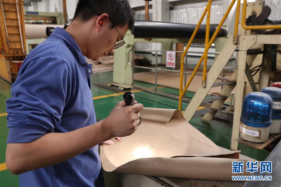 （全面建成小康社會&ldquo;百城千縣萬村調研行&rdquo;&middot;圖文互動）（3）產(chǎn)業(yè)強起來 精神富起來&mdash;&mdash;廣東潢涌&ldquo;落后地&rdquo;變&ldquo;明星村&rdquo;的小康之路