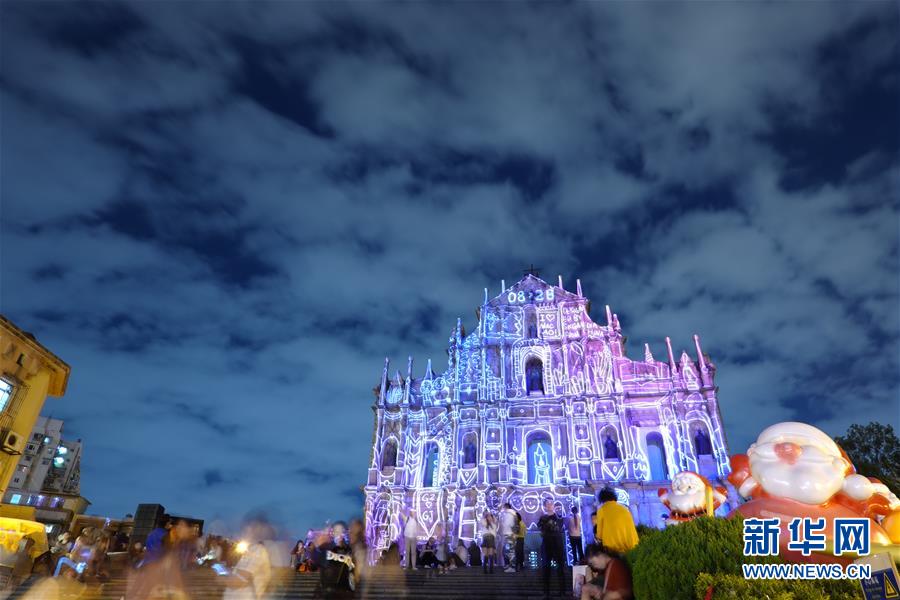 （澳門回歸20周年&middot;新華全媒頭條&middot;圖文互動）（4）盛世濠江恰如春&mdash;&mdash;習近平主席視察澳門特別行政區紀實