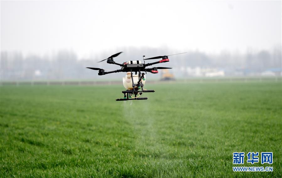 （在習(xí)近平新時(shí)代中國特色社會主義思想指引下&mdash;&mdash;新時(shí)代新作為新篇章&middot;習(xí)近平總書記關(guān)切事&middot;圖文互動）（1）為農(nóng)田注入硬核生產(chǎn)力&mdash;&mdash;一些地方春耕中農(nóng)業(yè)科技創(chuàng)新掃描