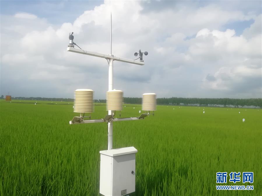 （在習(xí)近平新時(shí)代中國特色社會主義思想指引下&mdash;&mdash;新時(shí)代新作為新篇章&middot;習(xí)近平總書記關(guān)切事&middot;圖文互動）（8）為農(nóng)田注入硬核生產(chǎn)力&mdash;&mdash;一些地方春耕中農(nóng)業(yè)科技創(chuàng)新掃描