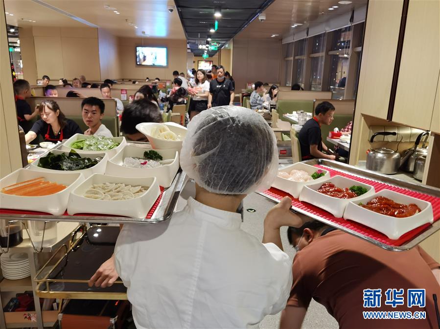 （在習(xí)近平新時(shí)代中國(guó)特色社會(huì)主義思想指引下&mdash;&mdash;新時(shí)代新作為新篇章&middot;習(xí)近平總書記關(guān)切事&middot;圖文互動(dòng)）（2）珍惜盤中餐，狠剎浪費(fèi)風(fēng)&mdash;&mdash;各地積極行動(dòng)堅(jiān)決制止餐飲浪費(fèi)