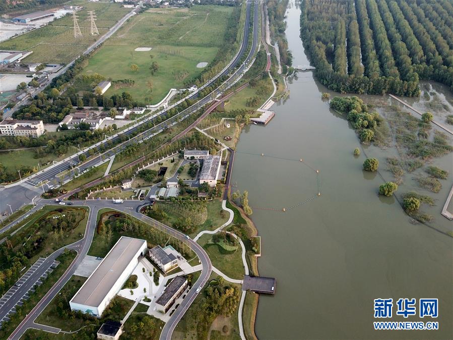 （在習近平新時代中國特色社會主義思想指引下&mdash;&mdash;新時代新作為新篇章&middot;習近平總書記關切事&middot;圖文互動）（5）長三角的新答卷&mdash;&mdash;&ldquo;十三五&rdquo;收官之年的長三角一體化新故事