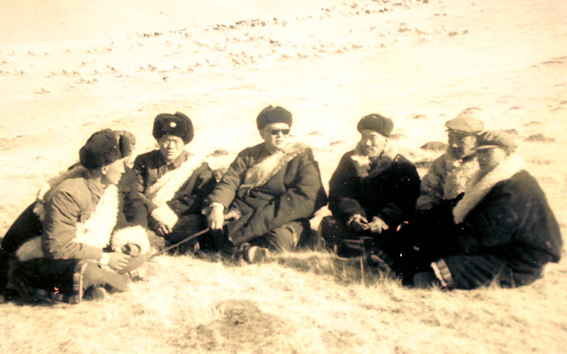 個人干凈，一生不褪的底色&mdash;&mdash;四論向尕布龍同志學習