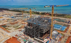 在?？诮瓥|新區感受海南自貿港建設浪潮