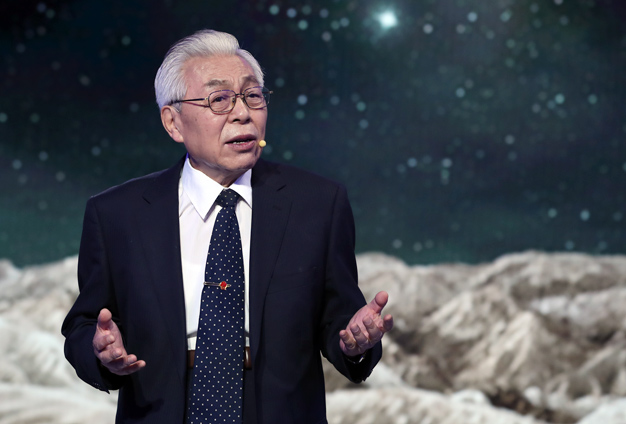 雖然已經(jīng)84歲了，但我還會(huì)加倍努力。