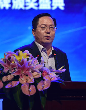 經濟學家、中國人民銀行研究局研究員鄒平座