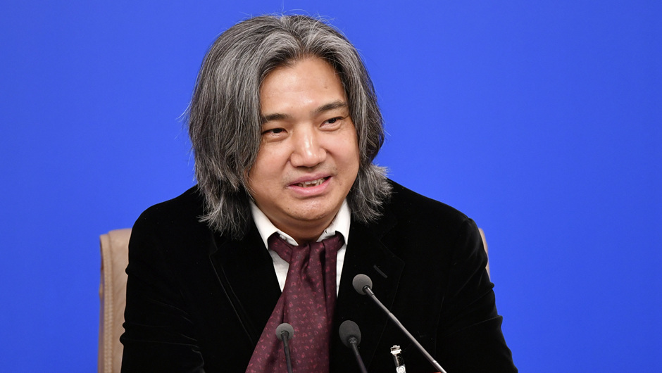 全國(guó)政協(xié)常委、文化文史和學(xué)習(xí)委員會(huì)委員，中國(guó)美術(shù)館館長(zhǎng)，中國(guó)美術(shù)家協(xié)會(huì)副主席 吳為山